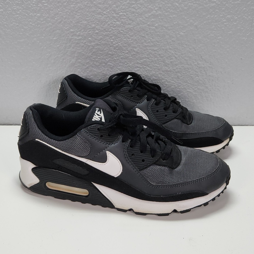 Nike Air Max 90 Men’s Sz 10 Low Top Lace-Up Sneakers Black/White/Gray CN8490-002